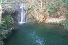 Dayhag Falls - menší vodopádky s ozvžujícími jezírky